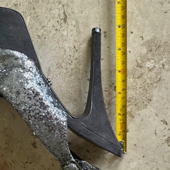 Fergie platform silver sparkle peep toe stilettos - SIZE 7 M - Picture 7 of 9